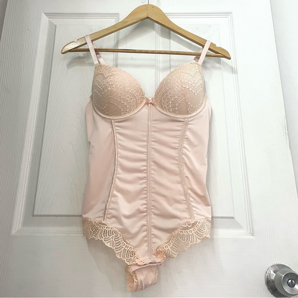 HUSH INTIMATES Blush Lace Bodysuit Shapewear Teddy Lingerie Coquette Size Large